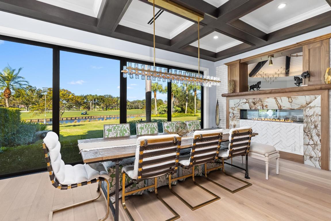 VILLAGE OF GOLF - Residential