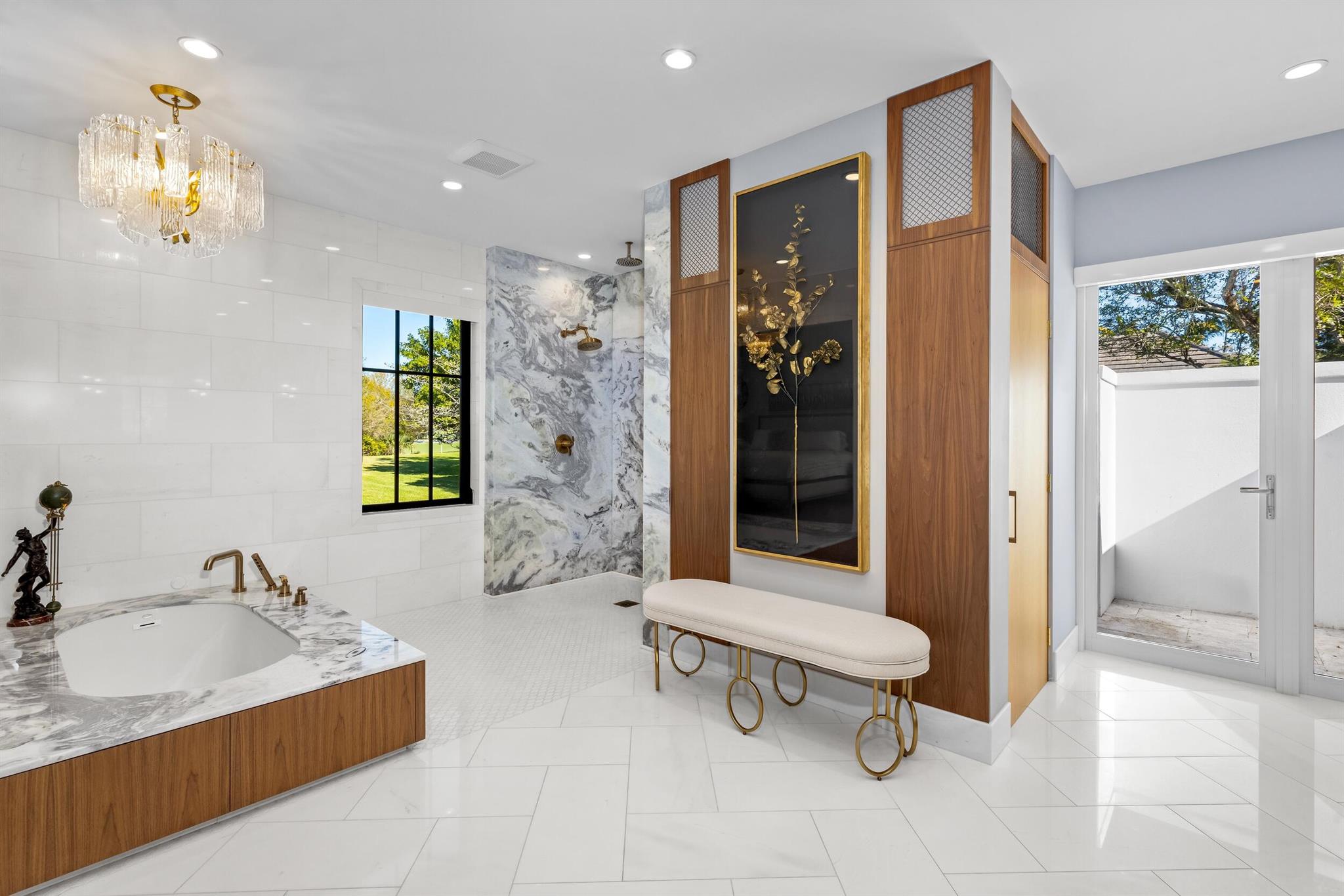 VILLAGE OF GOLF - Residential