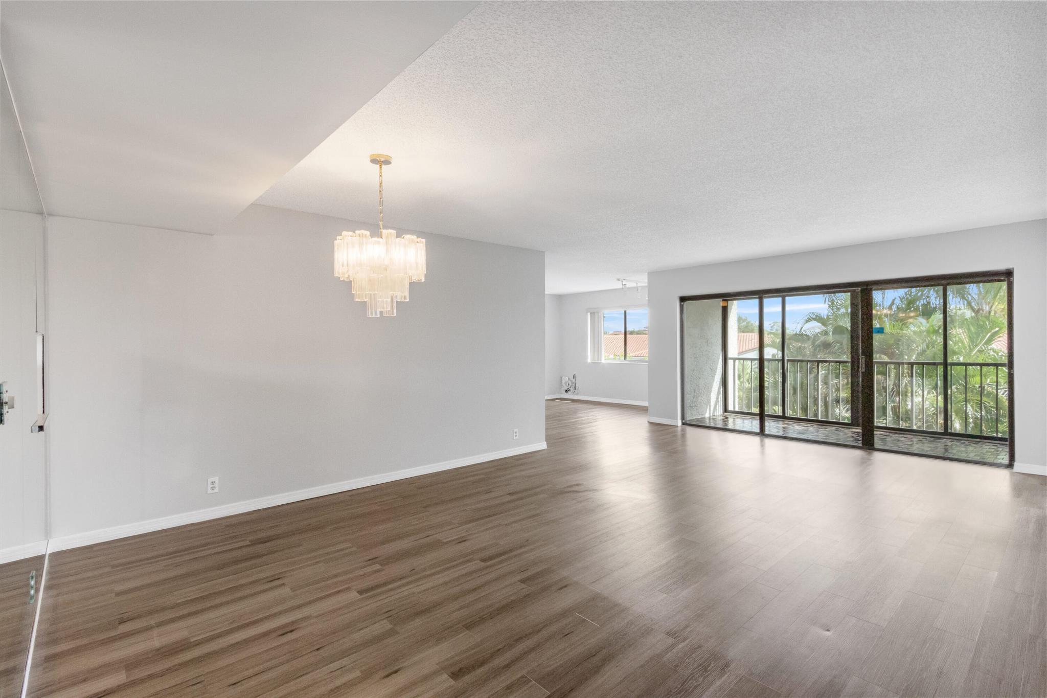4080 Tivoli Court 302