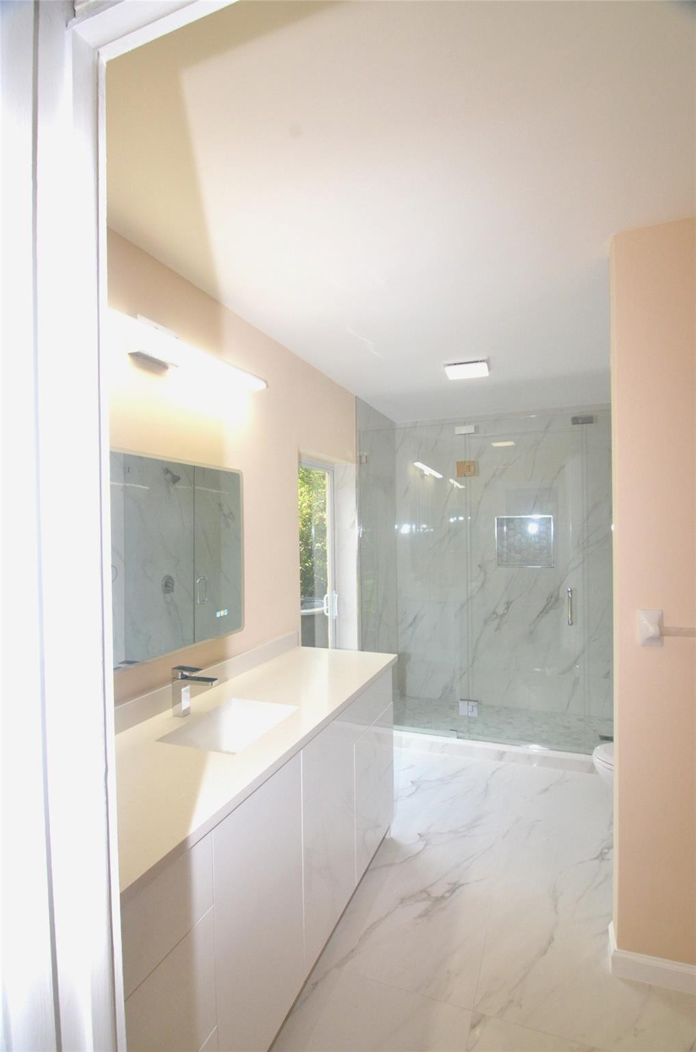 HAPPY VALLEY FARM - Residential Lease