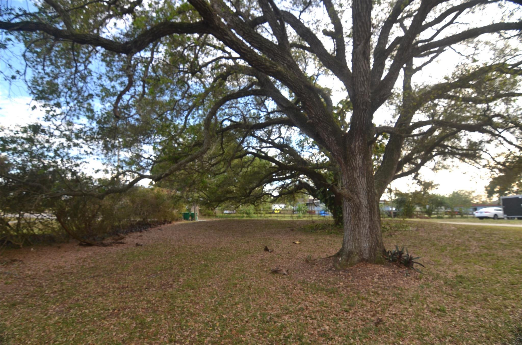 HAPPY VALLEY FARM - Residential Lease