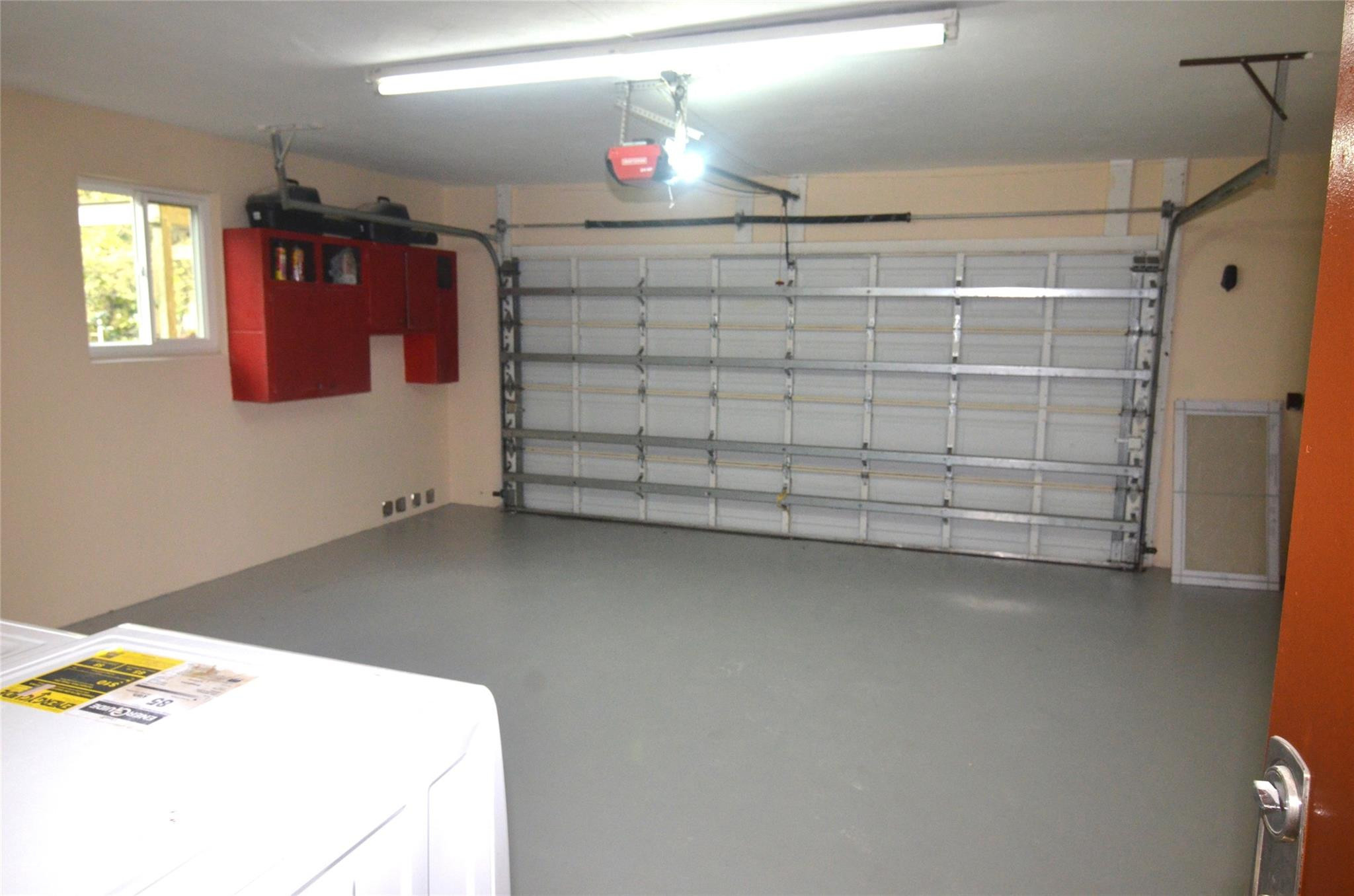 HAPPY VALLEY FARM - Residential Lease