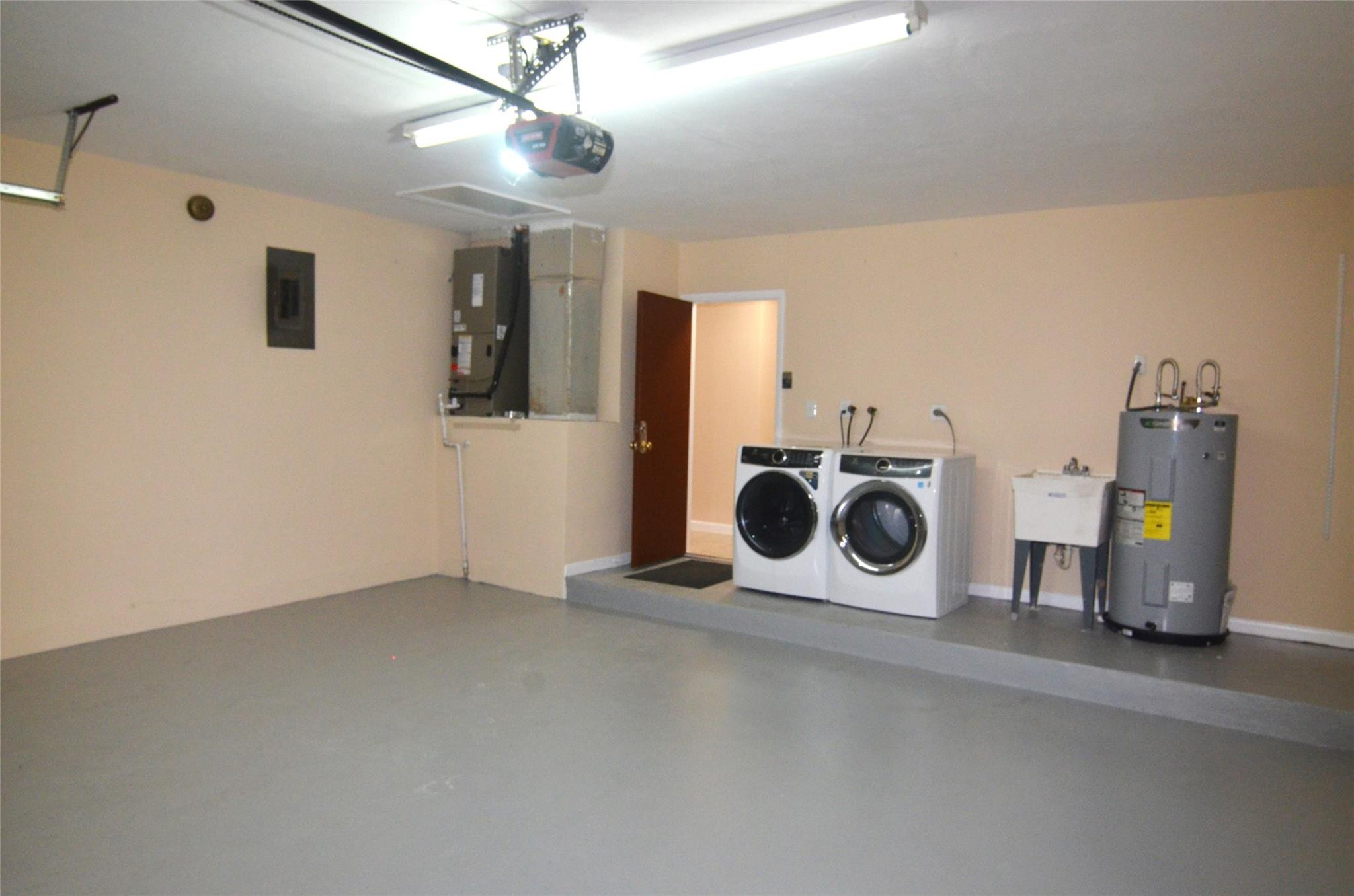 HAPPY VALLEY FARM - Residential Lease