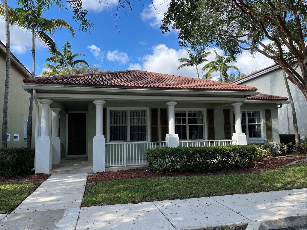 Photo of 1506 Fenton Drive, Delray Beach, FL 33445 (MLS # F10537994)