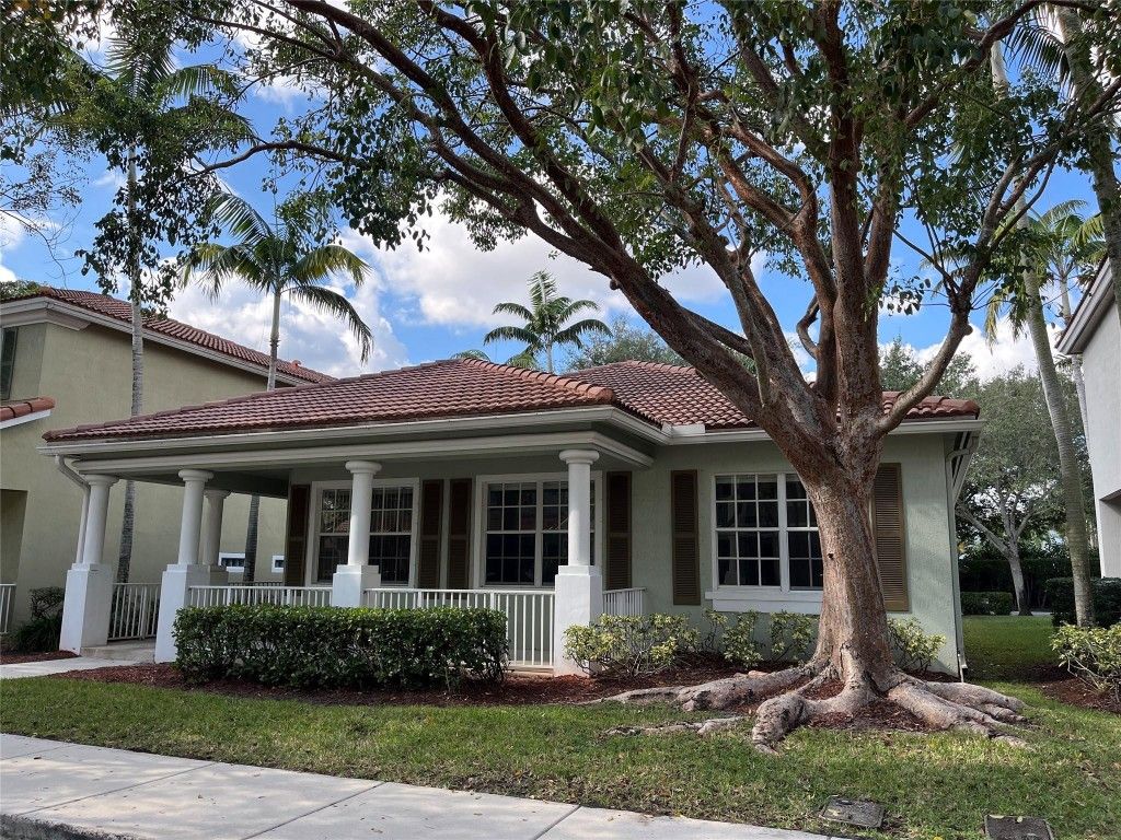 Photo of 1506 Fenton Drive, Delray Beach, FL 33445 (MLS # F10537994)