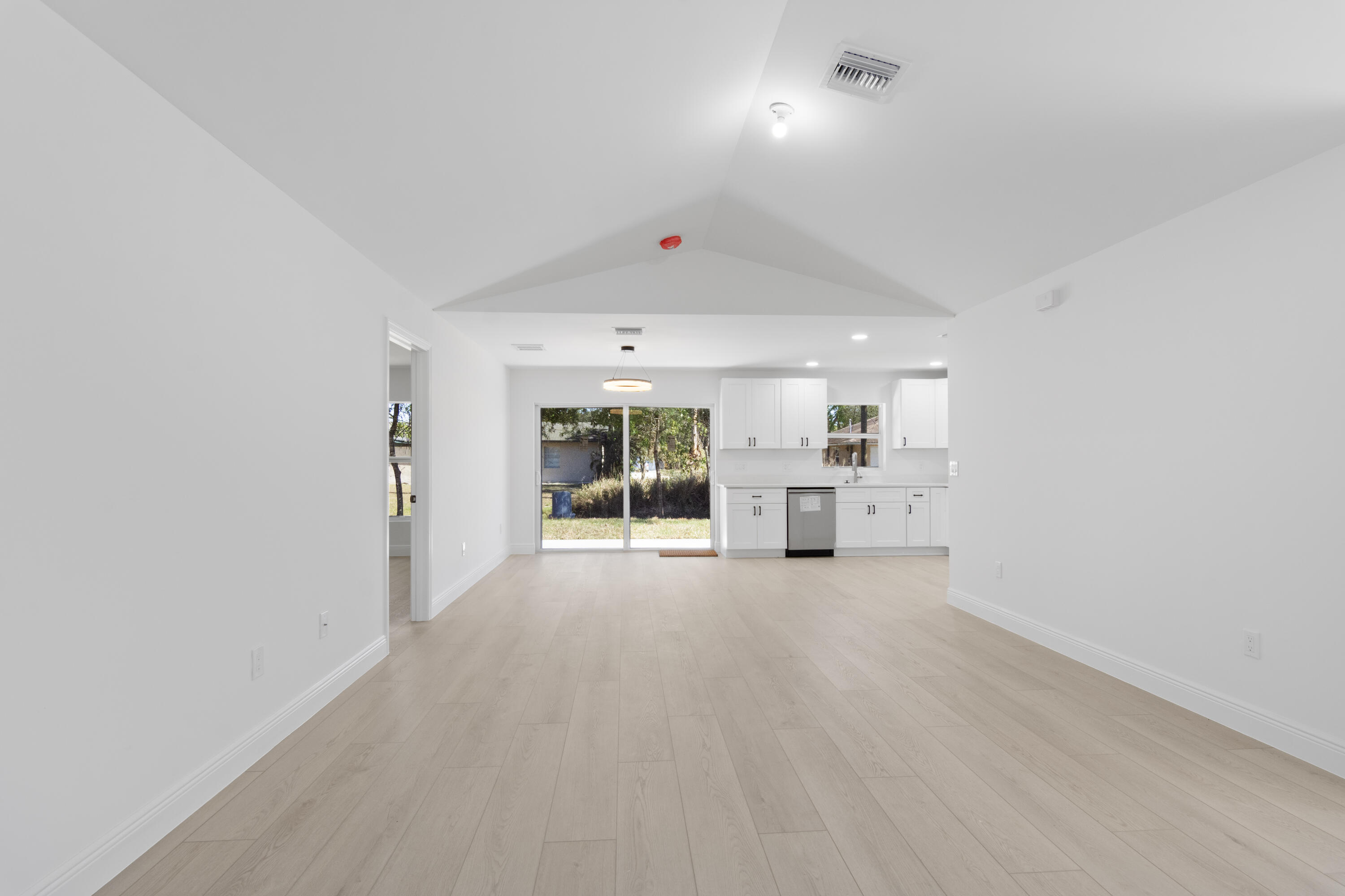 CAVALIER ESTATES SUB - Residential