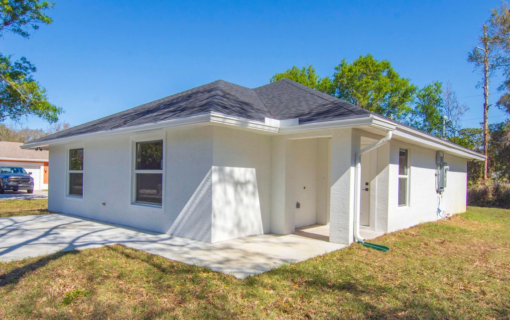 Photo of 4556 49th Avenue, Vero Beach, FL 32967 (MLS # R11161736)