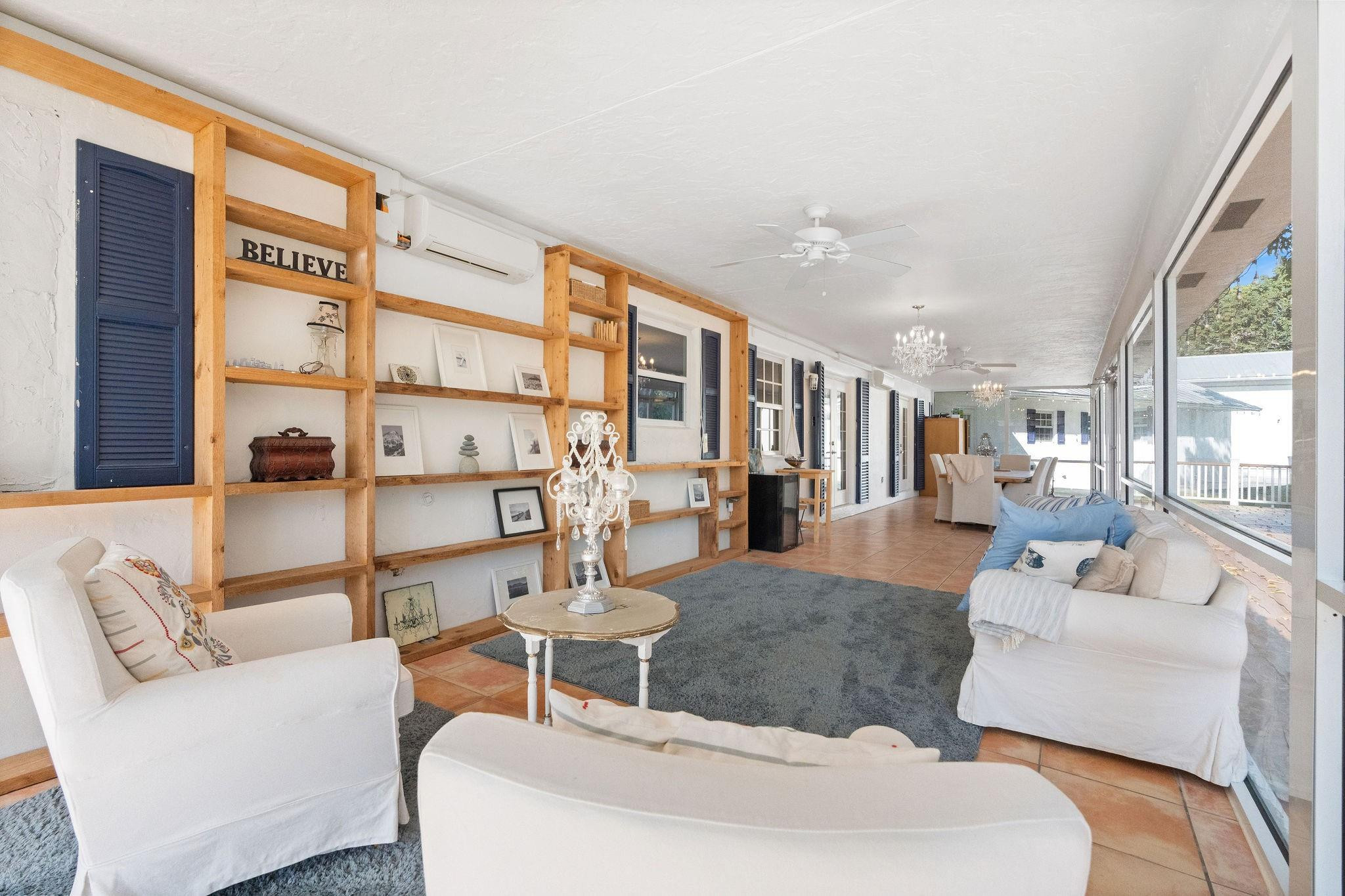 SUNSHINE RANCHES - Residential