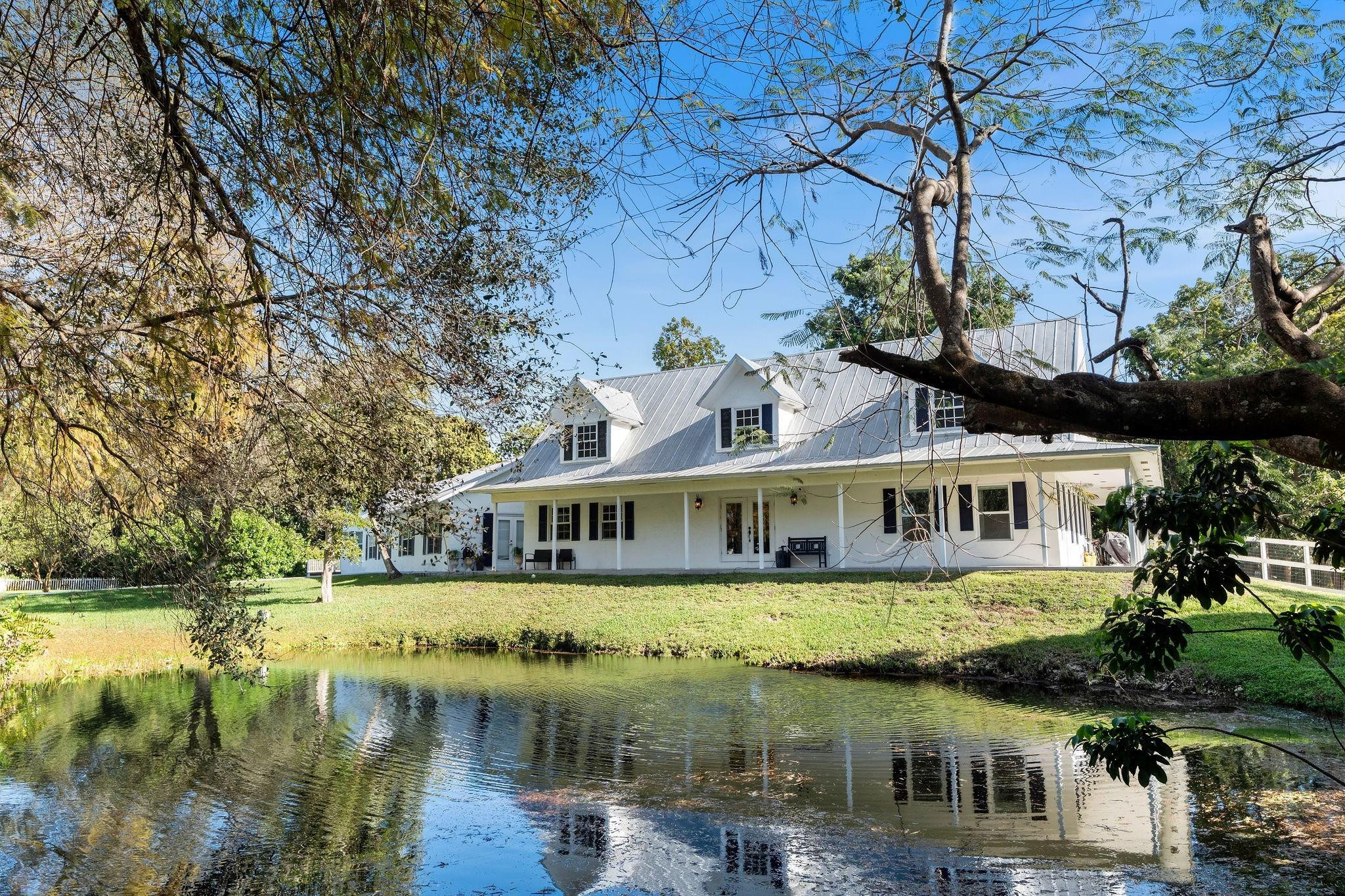 SUNSHINE RANCHES - Residential