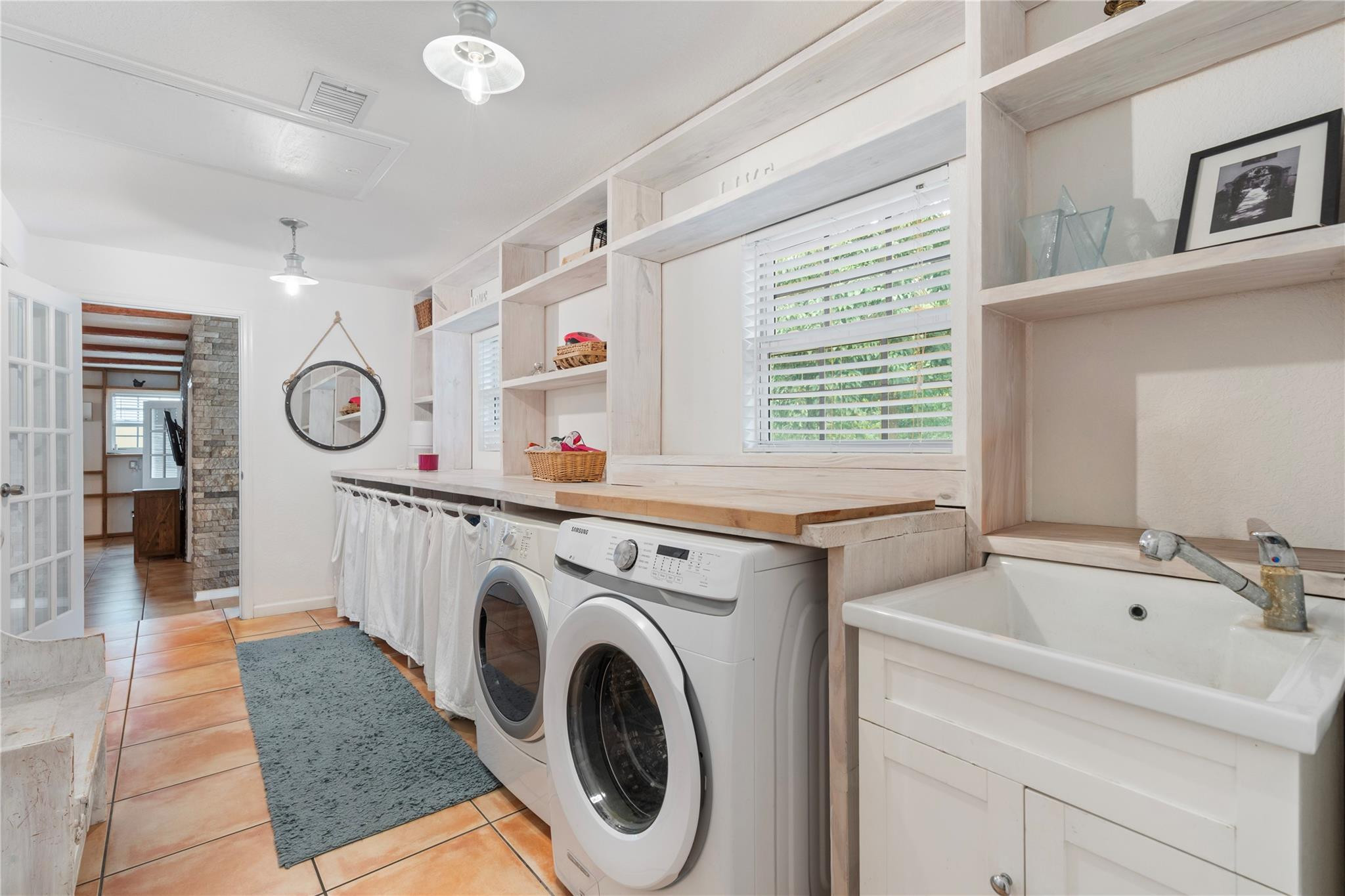 SUNSHINE RANCHES - Residential