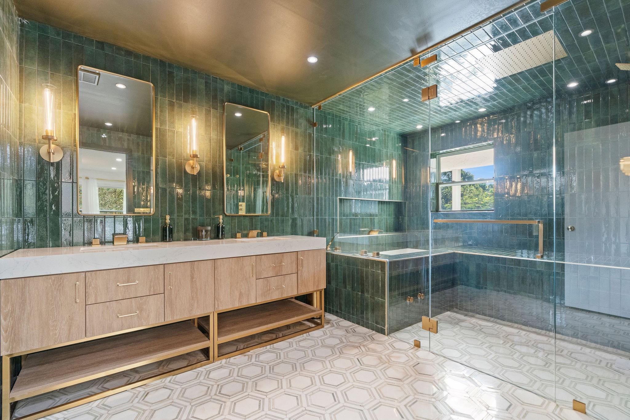 SUNSHINE RANCHES - Residential