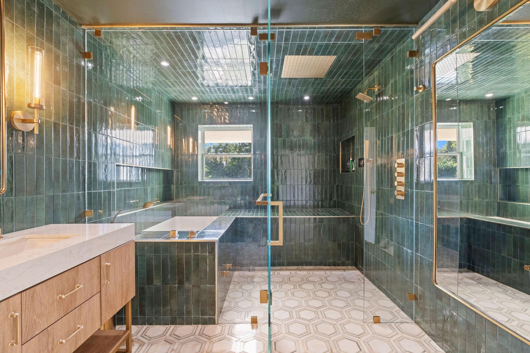 SUNSHINE RANCHES - Residential