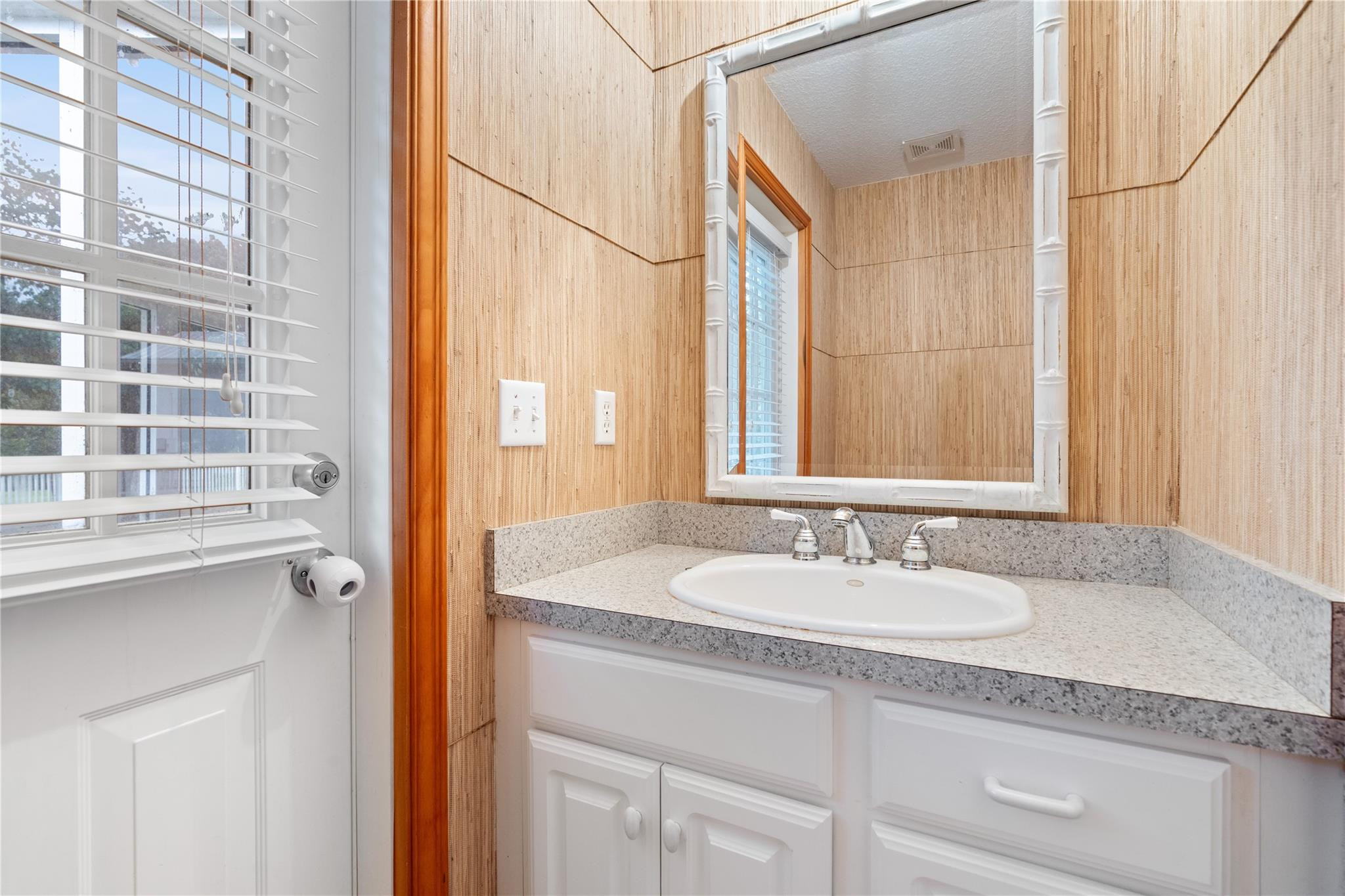 SUNSHINE RANCHES - Residential