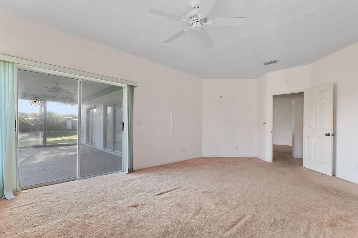 PALM LAKES GARDENS - Residential