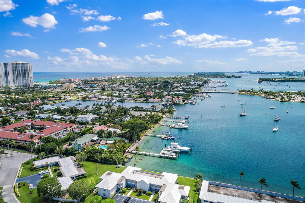 YACHT HARBOR EST - Residential