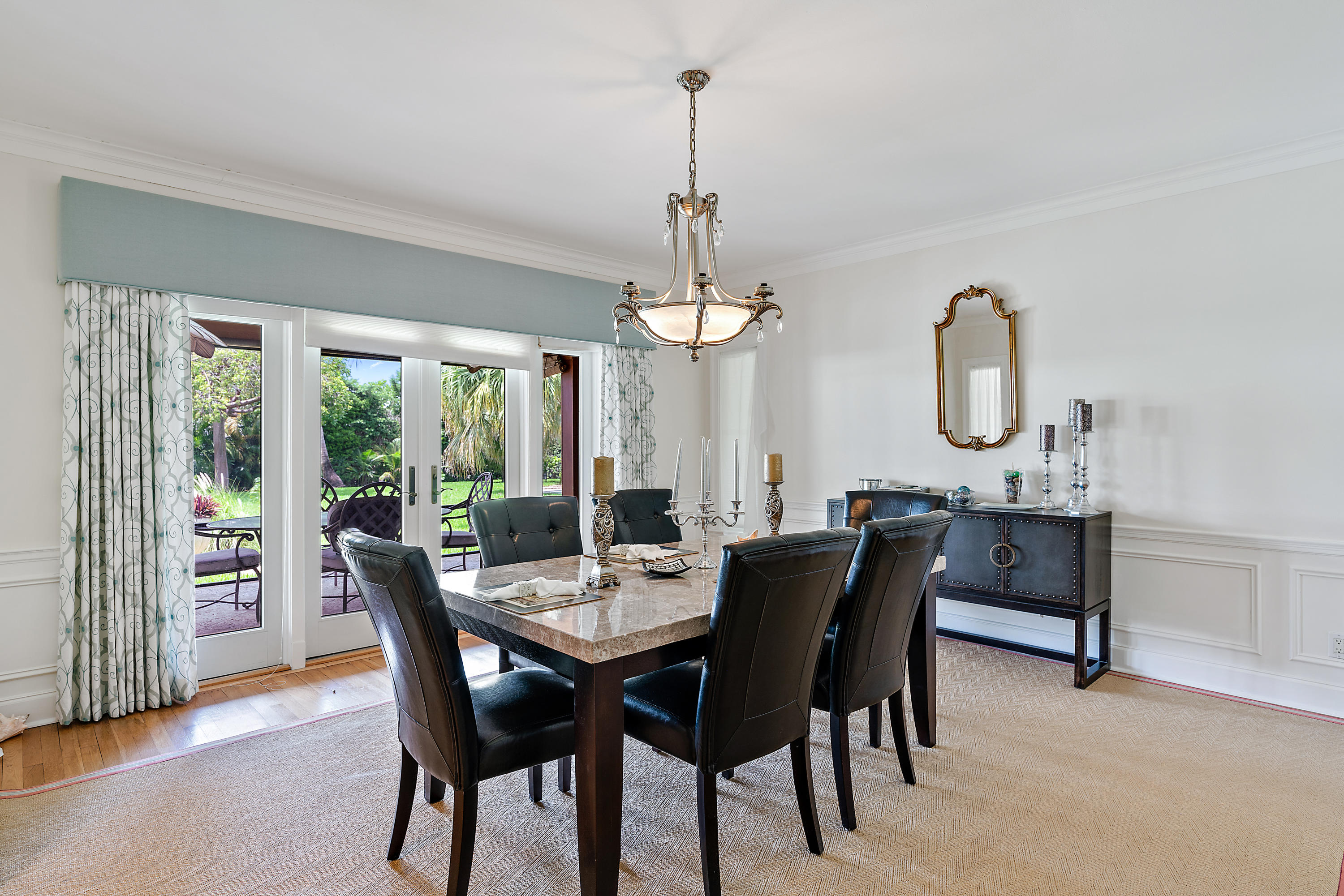 YACHT HARBOR EST - Residential