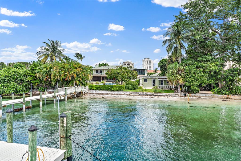 YACHT HARBOR EST - Residential