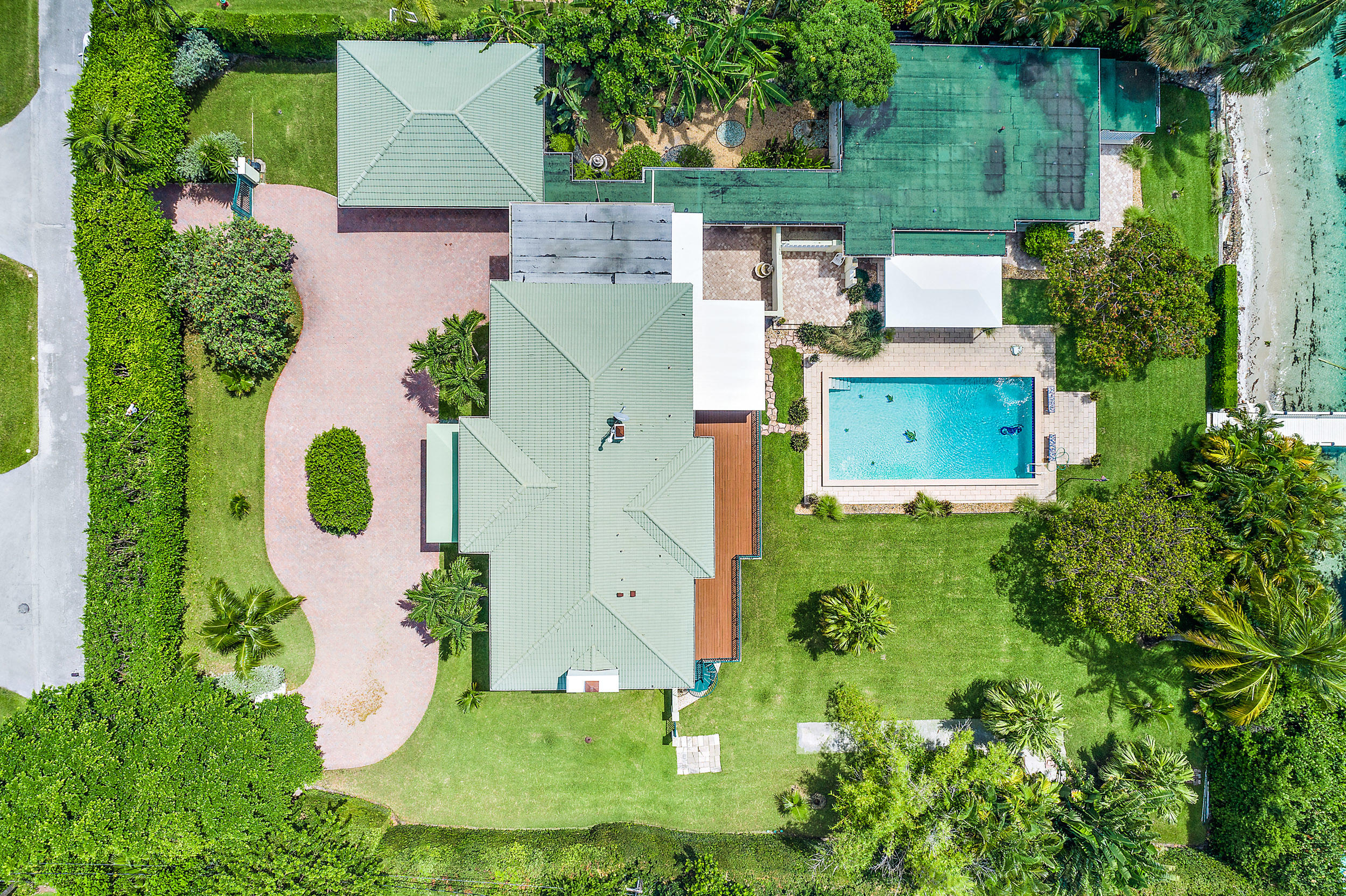 YACHT HARBOR EST - Residential