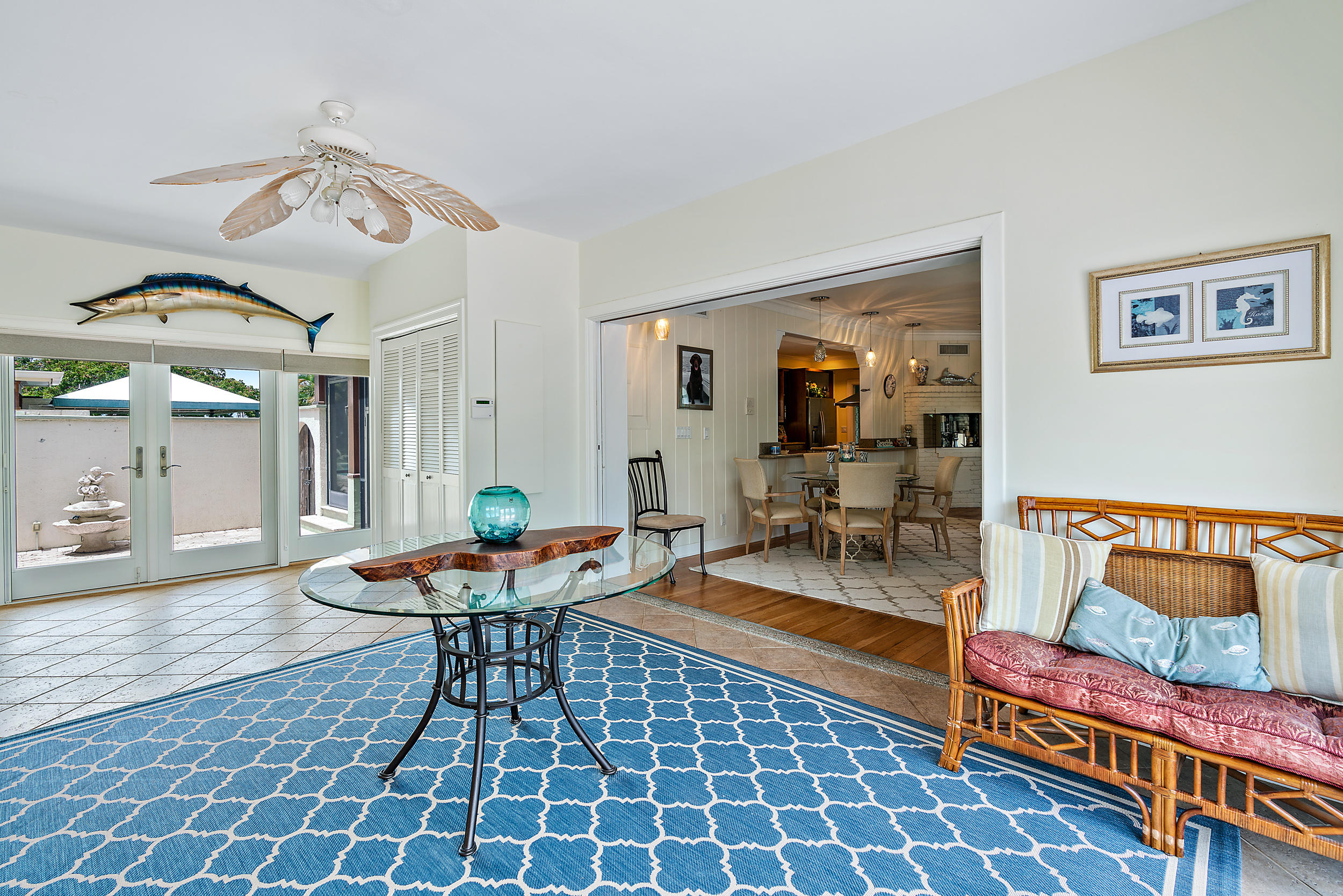 YACHT HARBOR EST - Residential