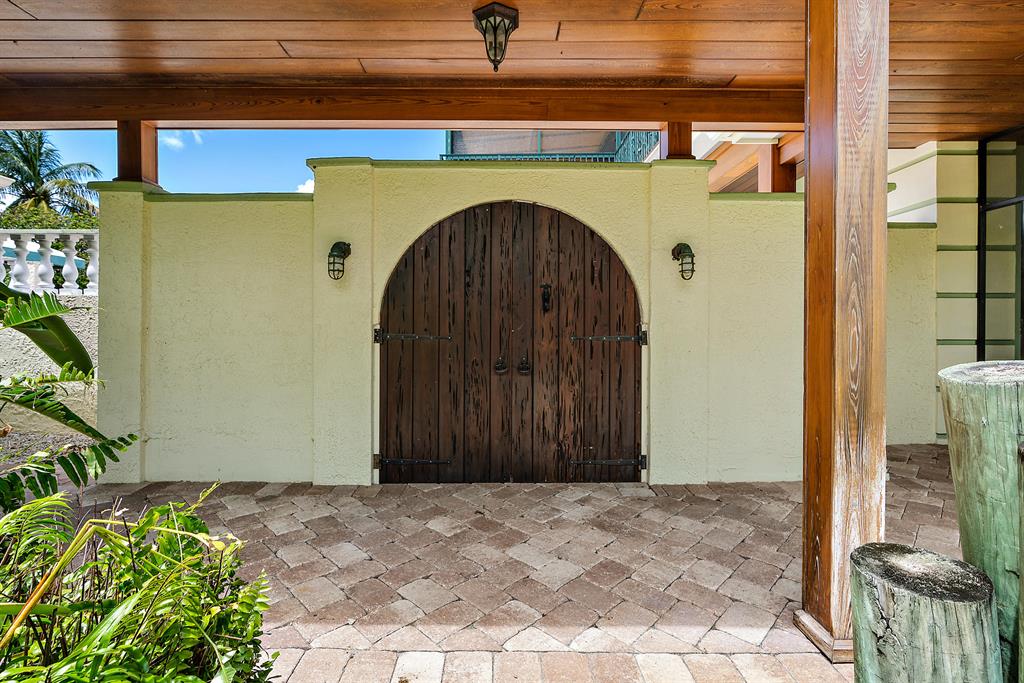 YACHT HARBOR EST - Residential