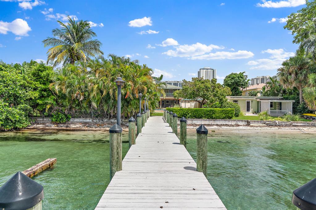 YACHT HARBOR EST - Residential