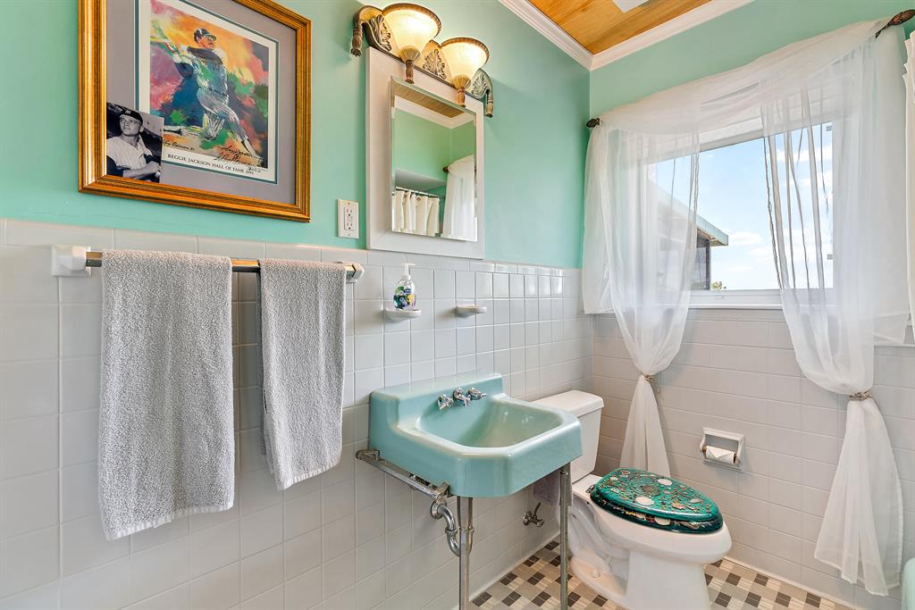 YACHT HARBOR EST - Residential