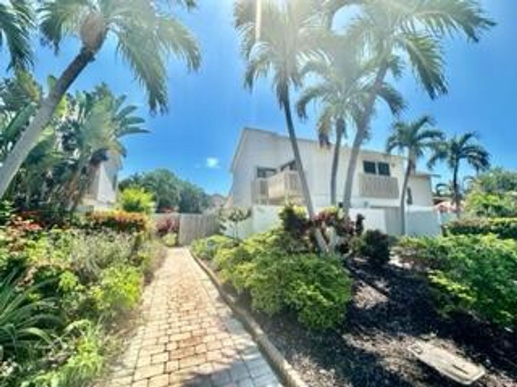 Photo of 3021 Florida Boulevard, Delray Beach, FL 33483 (MLS # B26032383)