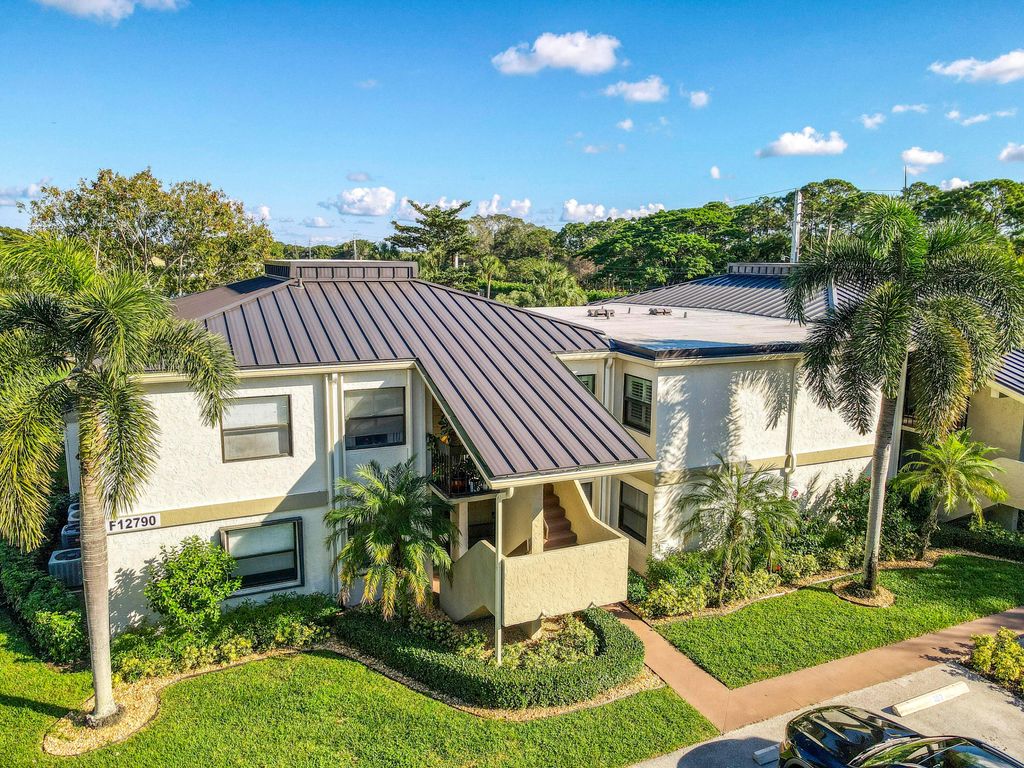 Photo of 12790 Briarlake Drive #202, Palm Beach Gardens, FL 33418 (MLS # R11146140)