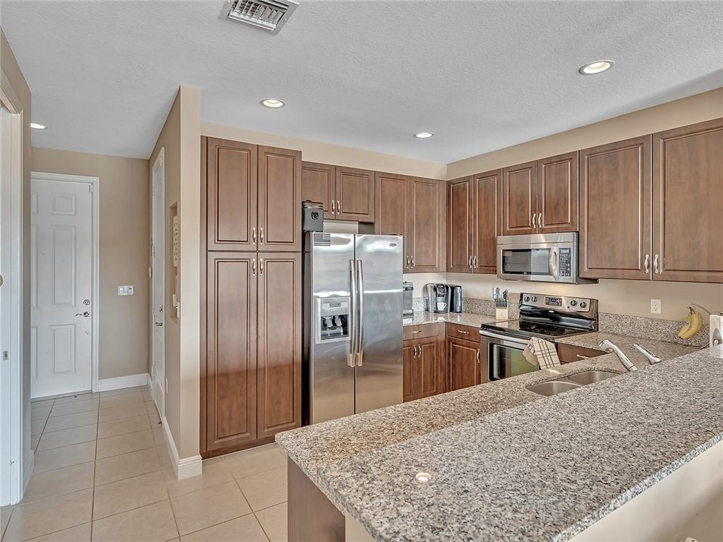 Saddle Bridge - Residential