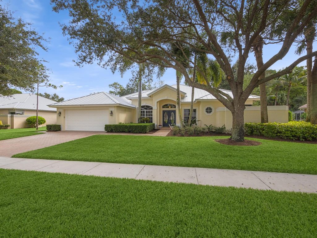 Photo of 8517 SW Sea Captain Drive, Stuart, FL 34997 (MLS # R10927035)