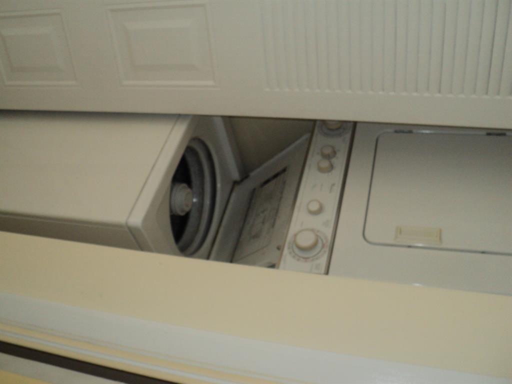 MIDPORT PLACE II - Residential