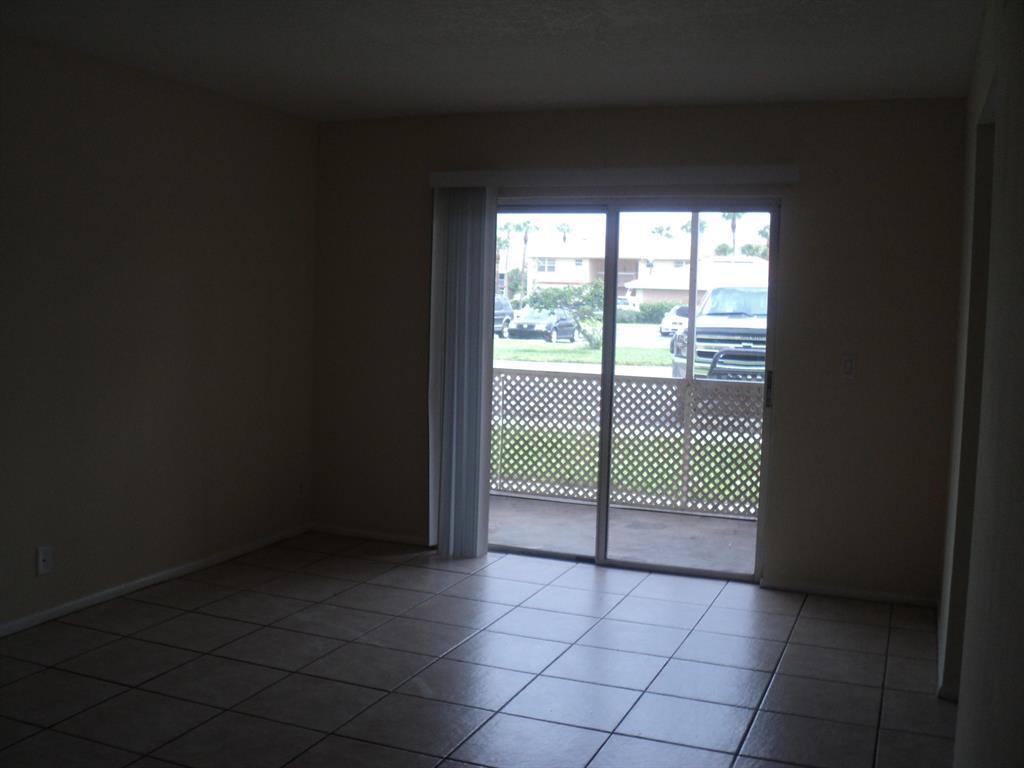 MIDPORT PLACE II - Residential