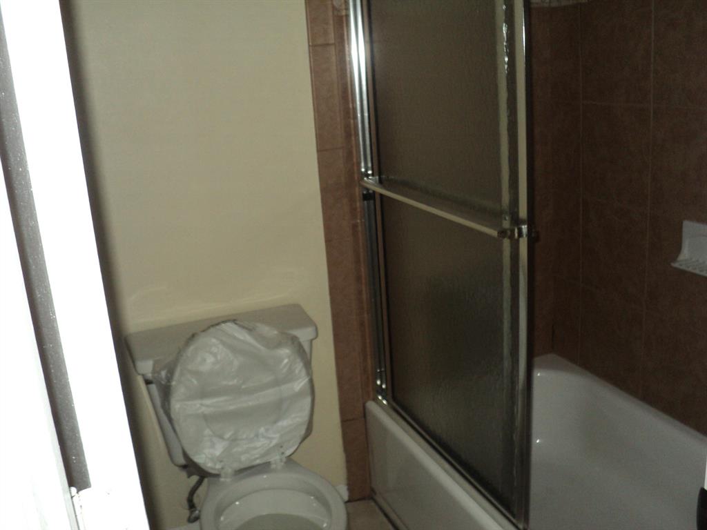 MIDPORT PLACE II - Residential