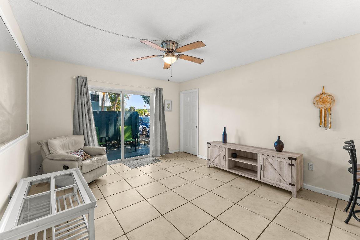 POPPLETON CREEK CONDO - Residential