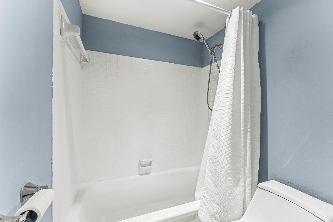 POPPLETON CREEK CONDO - Residential