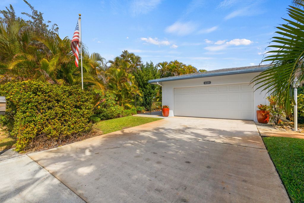 Photo of 420 N 5th Street, Lantana, FL 33462 (MLS # R11166309)