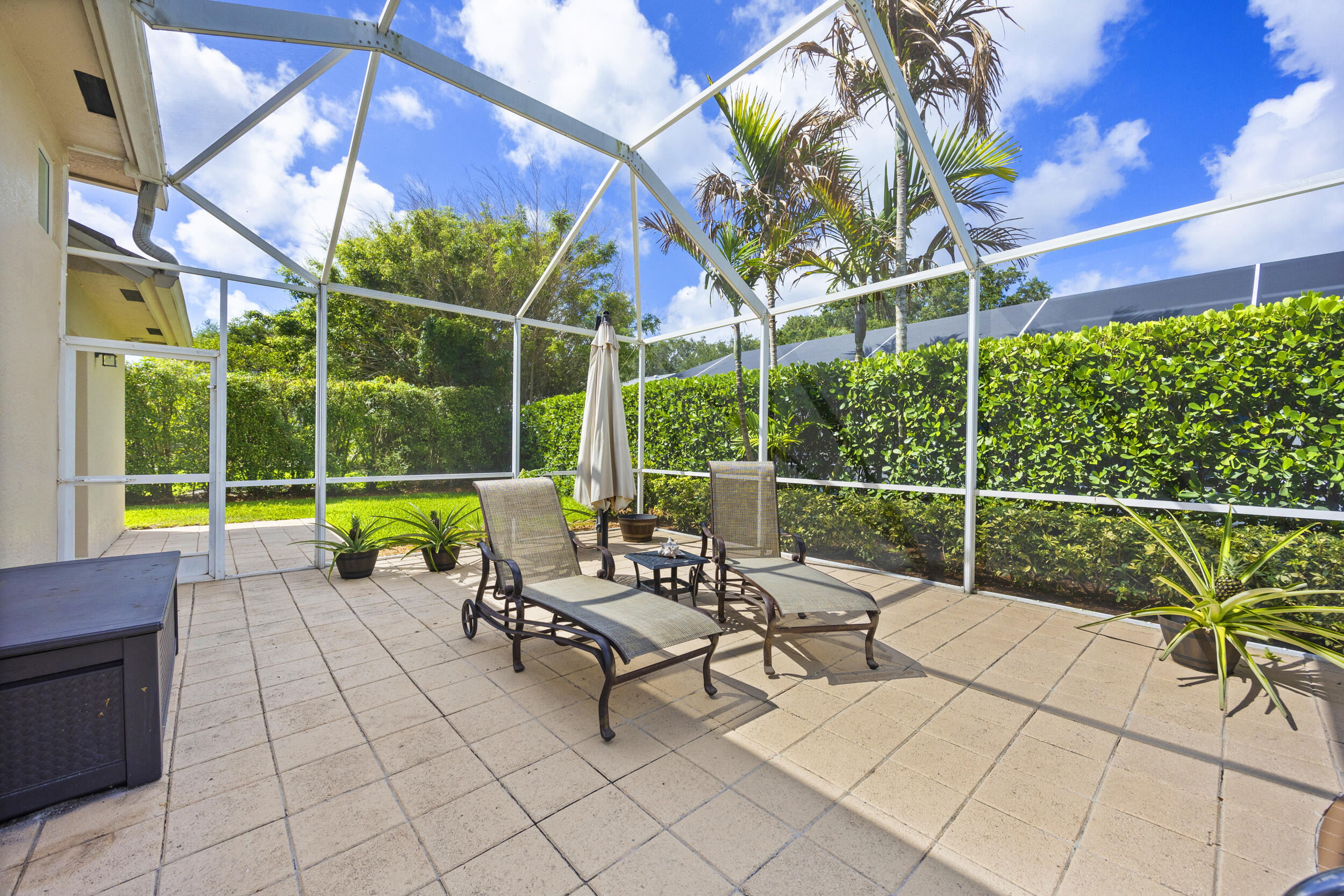 JUPITER RIVER ESTATES - Residential