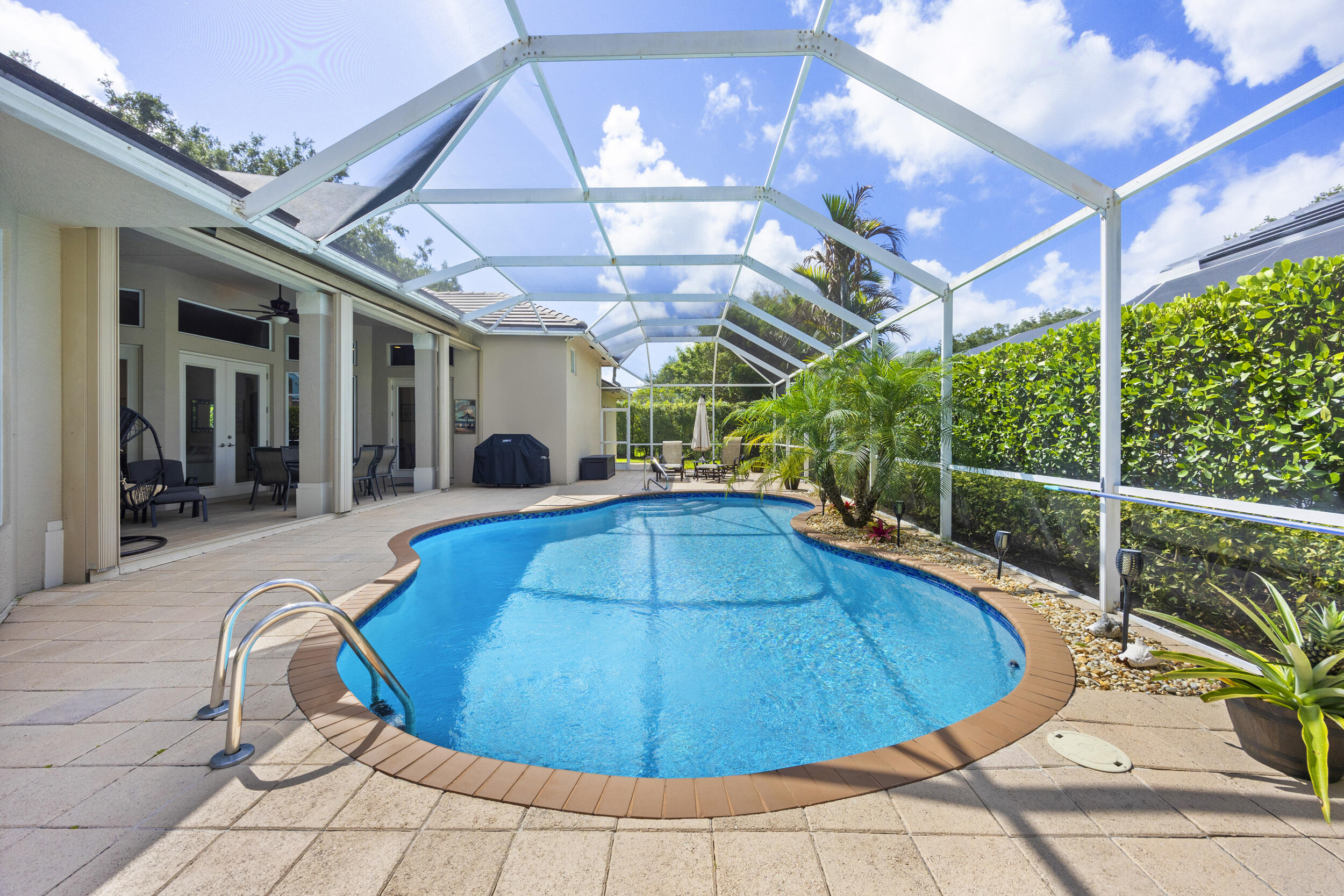 JUPITER RIVER ESTATES - Residential