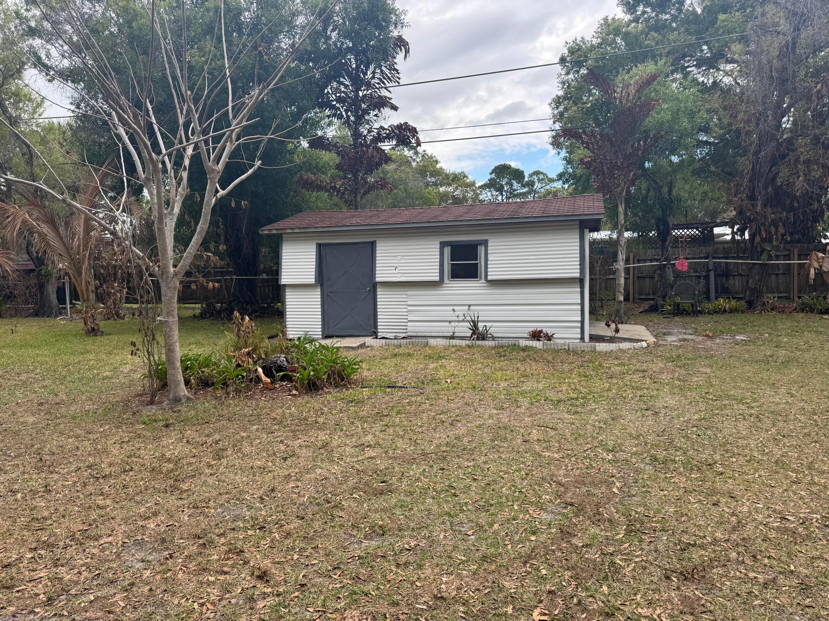 LAKEWOOD PARK UNIT 10 - Residential