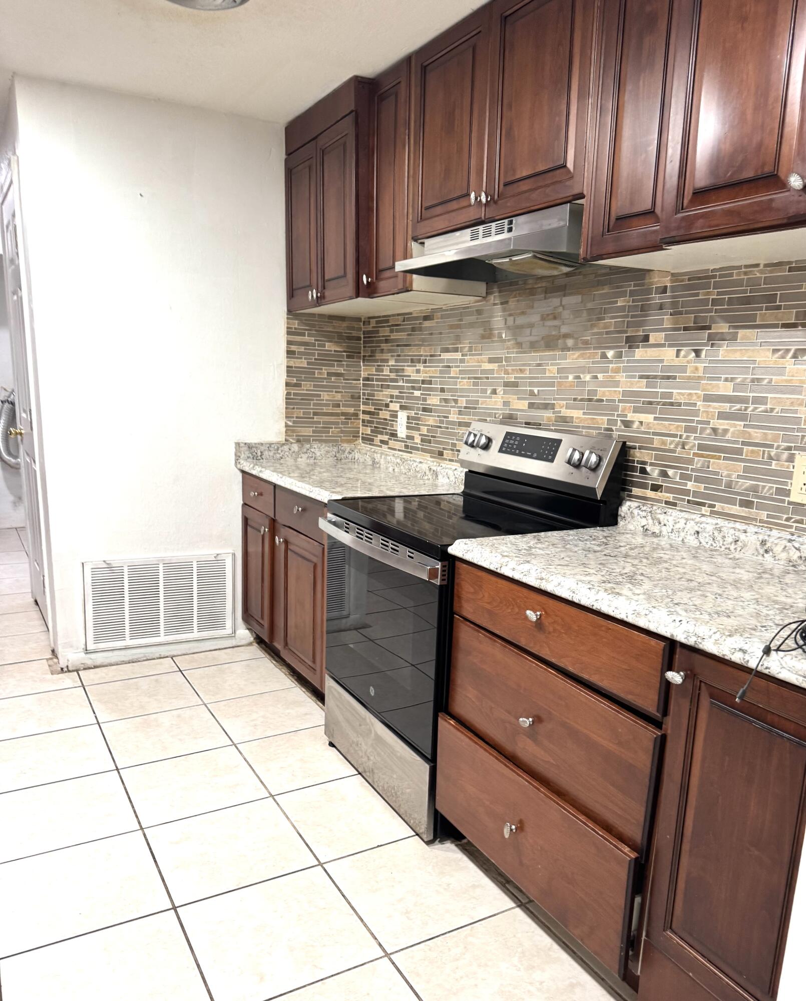 LAKEWOOD PARK UNIT 10 - Residential