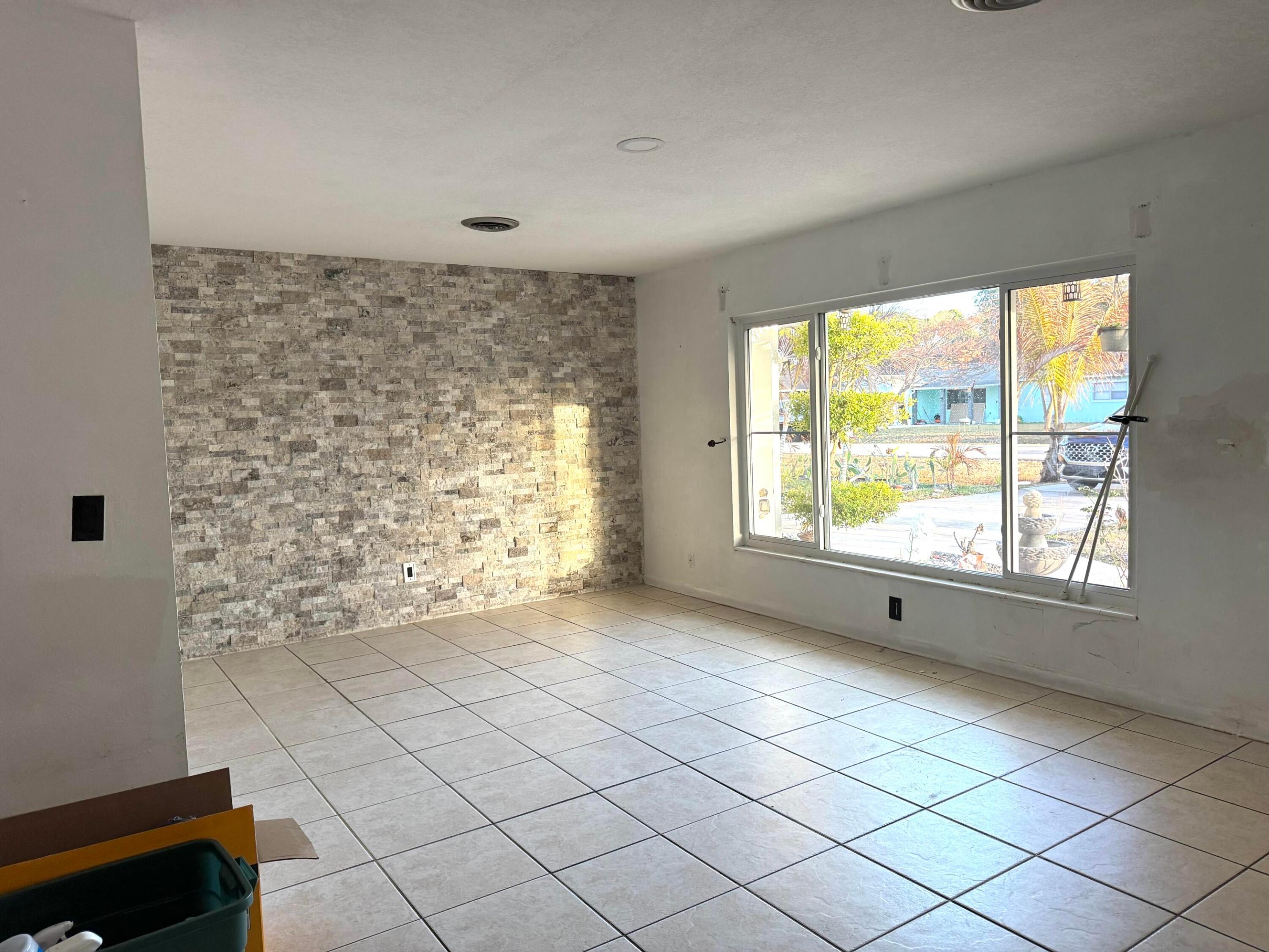 LAKEWOOD PARK UNIT 10 - Residential