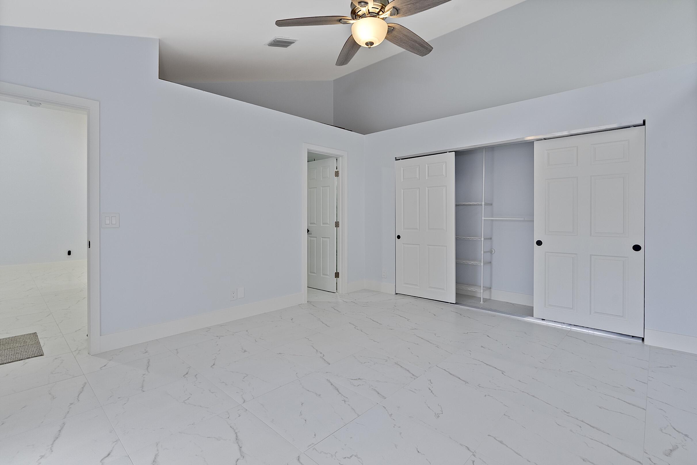 WESTWOOD LAKES 4 WESTWOOD GARDENS - Residential