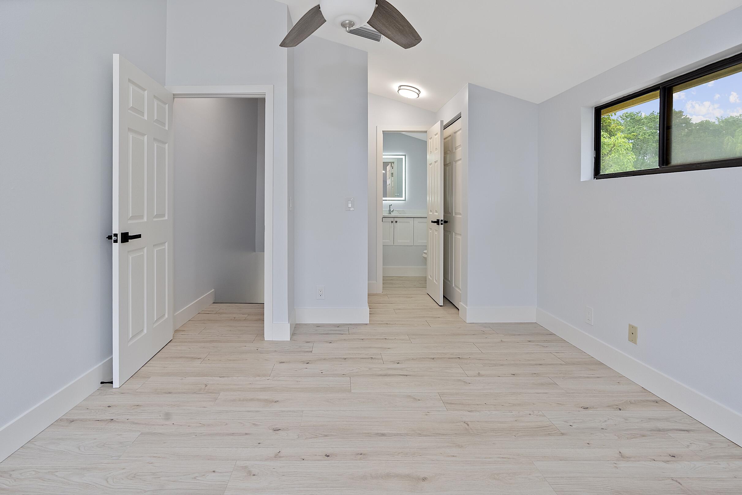 WESTWOOD LAKES 4 WESTWOOD GARDENS - Residential