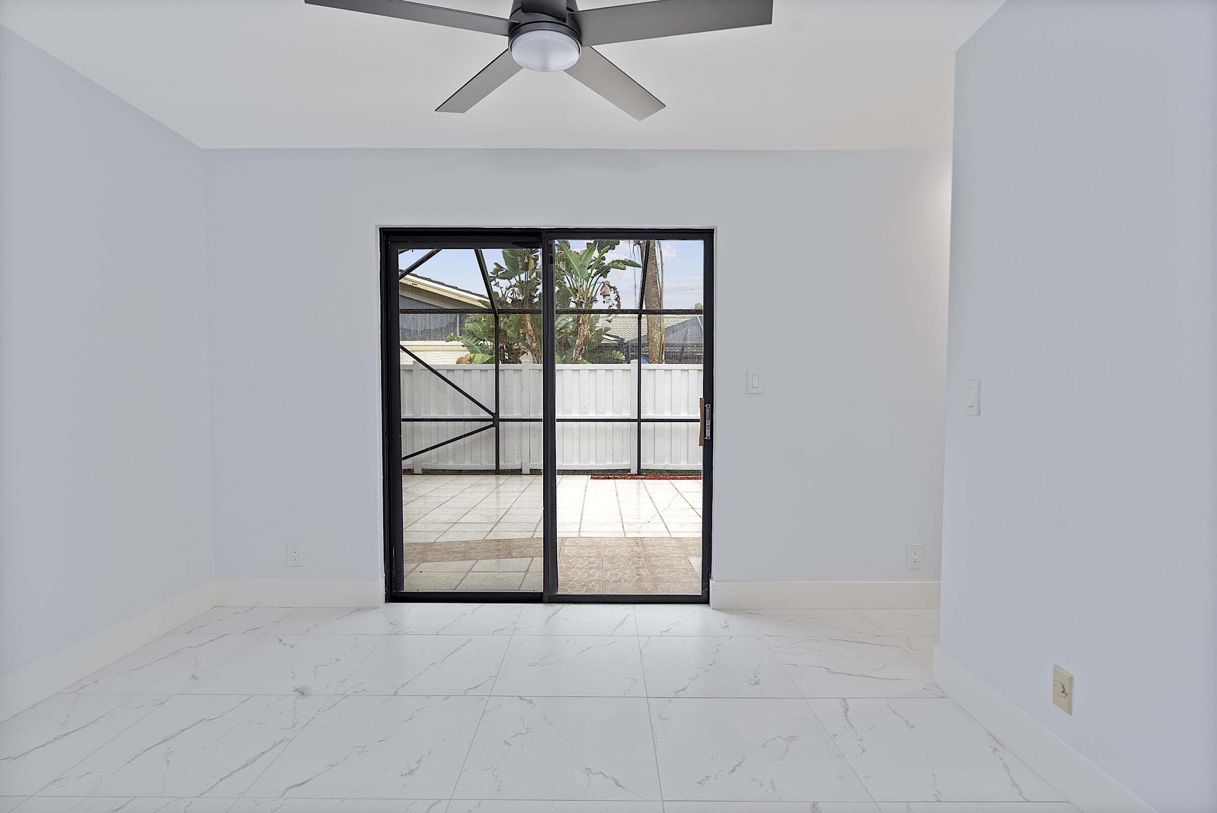 WESTWOOD LAKES 4 WESTWOOD GARDENS - Residential