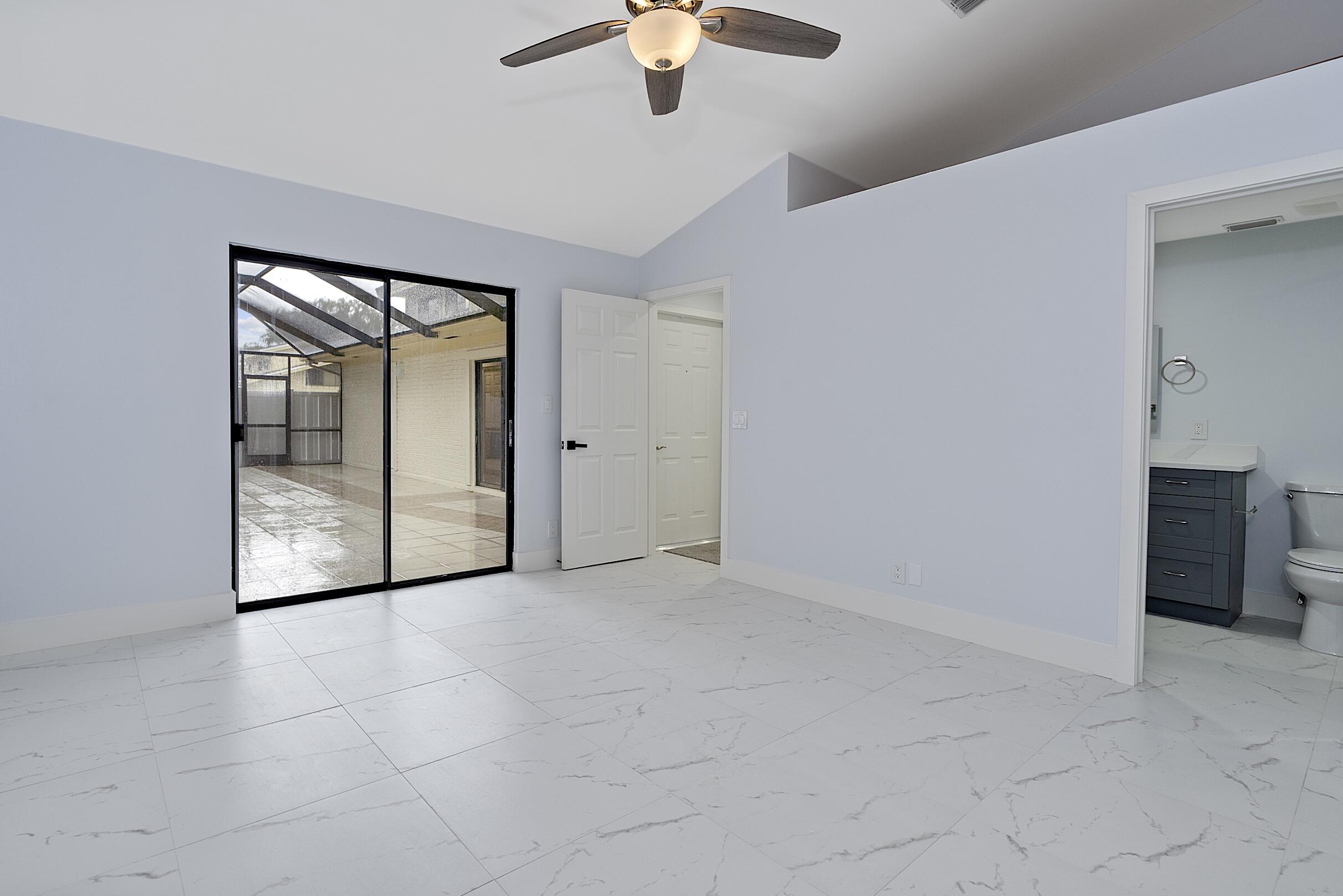 WESTWOOD LAKES 4 WESTWOOD GARDENS - Residential