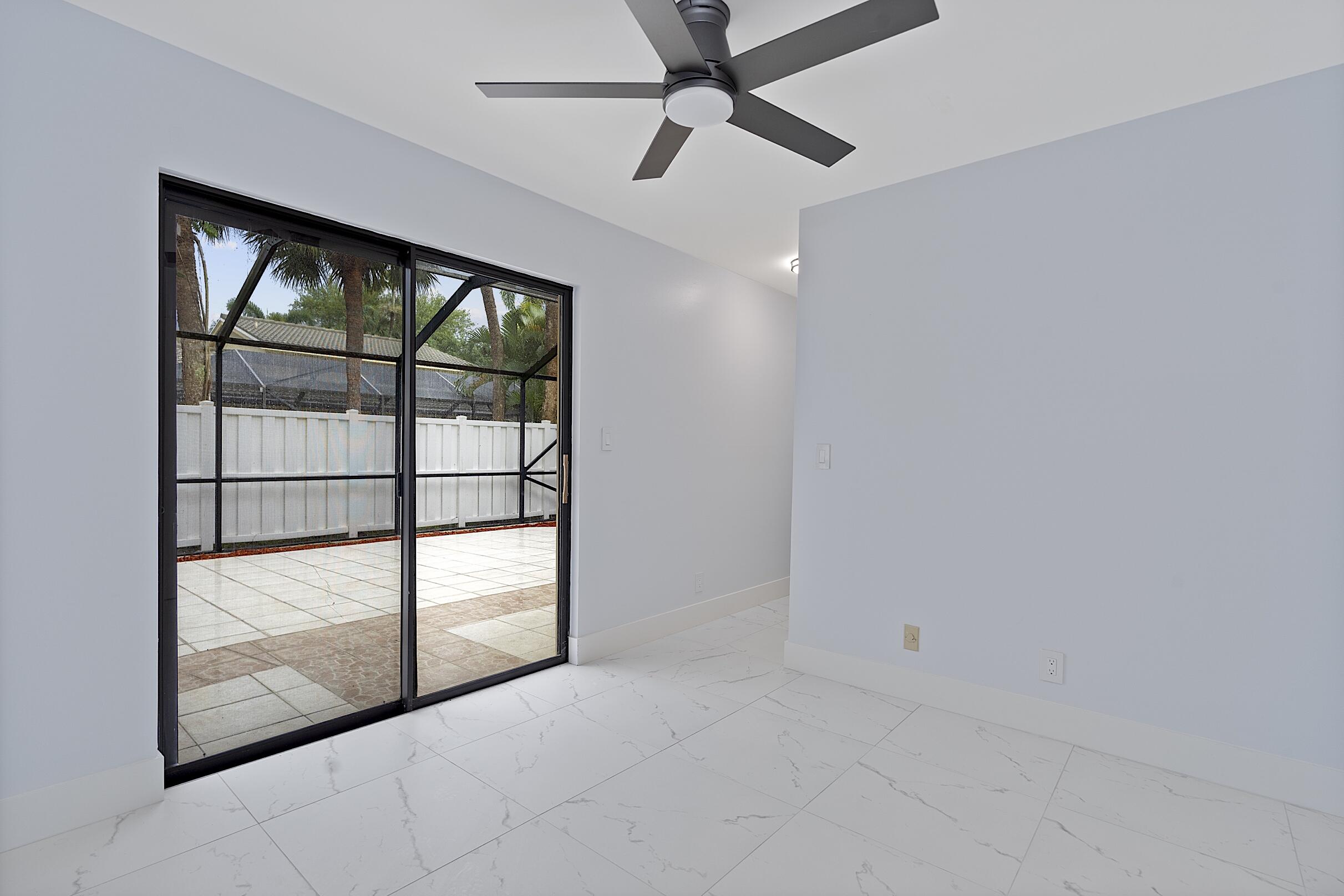 WESTWOOD LAKES 4 WESTWOOD GARDENS - Residential