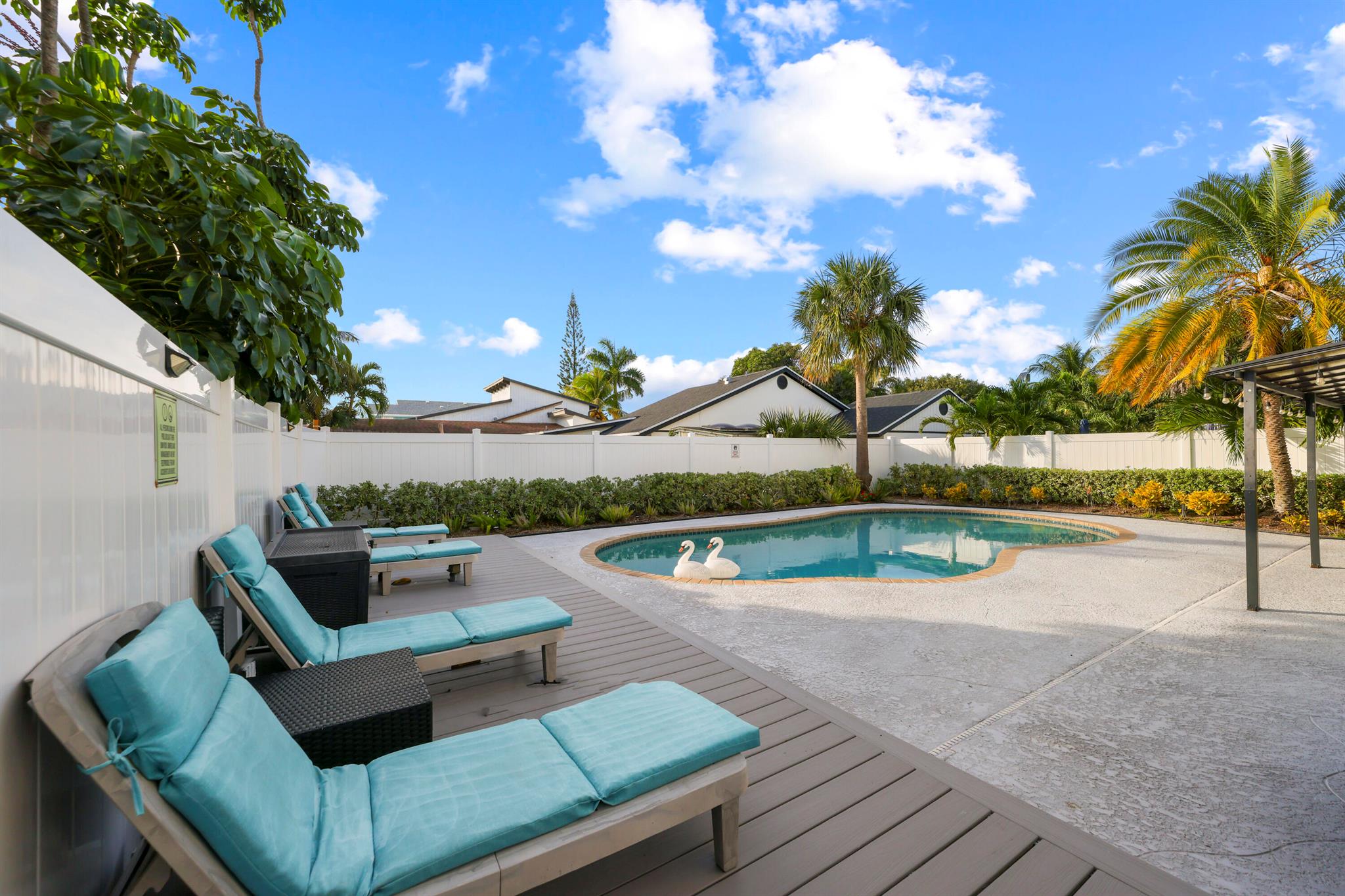 SOUTHRIDGE - Residential