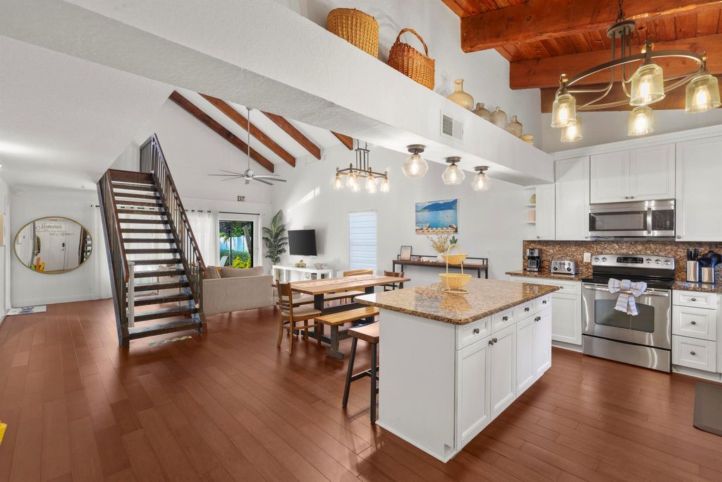 Photo of 15881 SW 8th Avenue, Delray Beach, FL 33444 (MLS # R11146487)