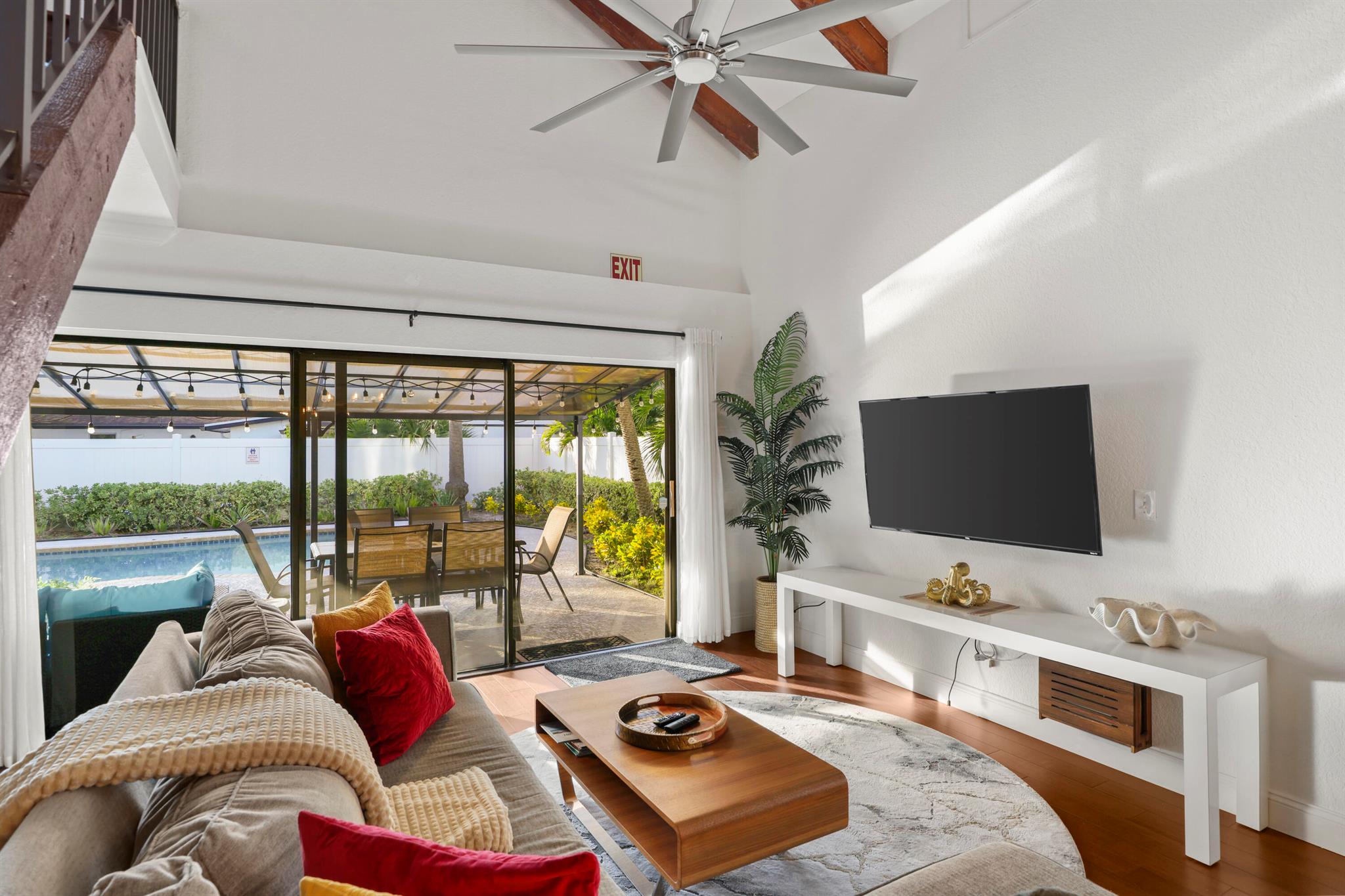 SOUTHRIDGE - Residential