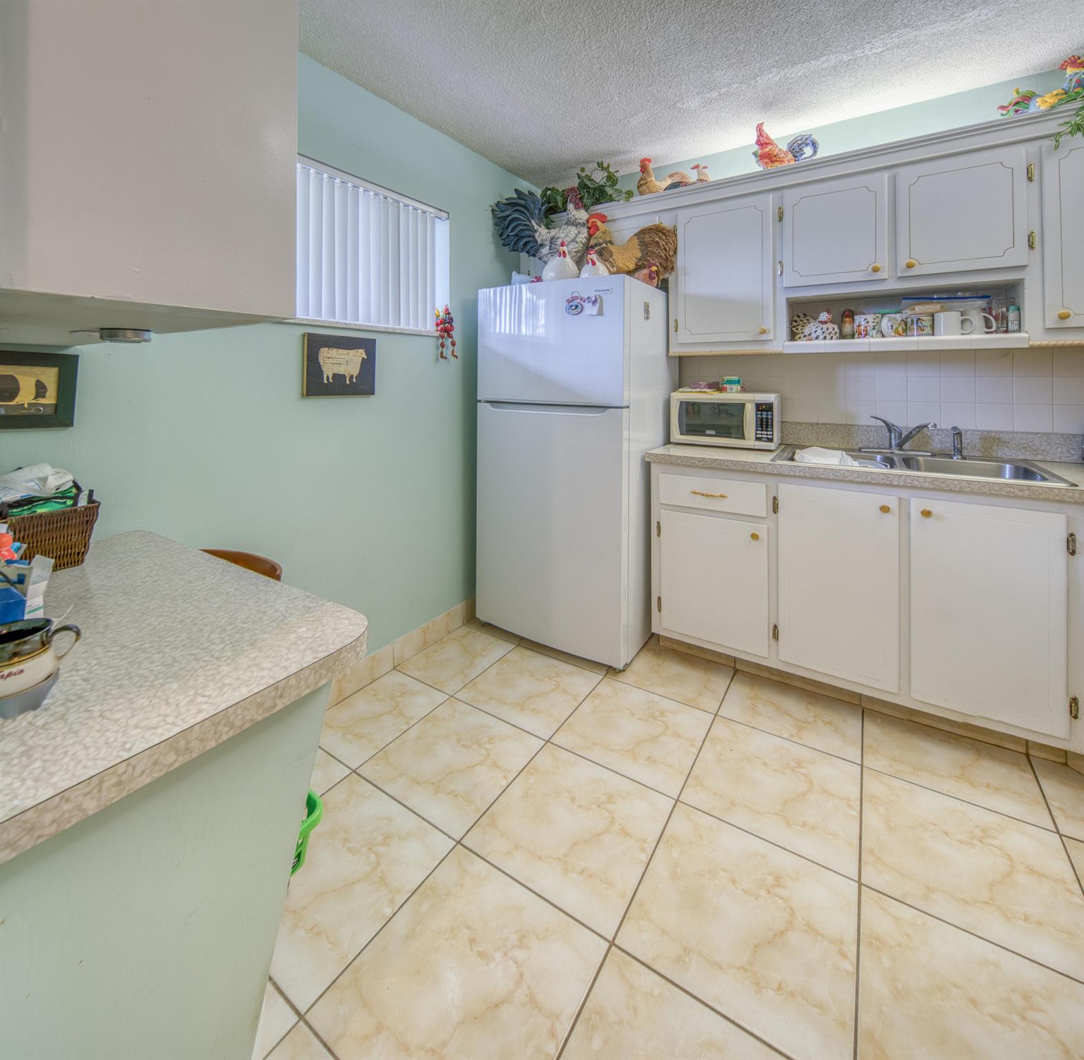 Lake Clarke Gardens Condo - Residential